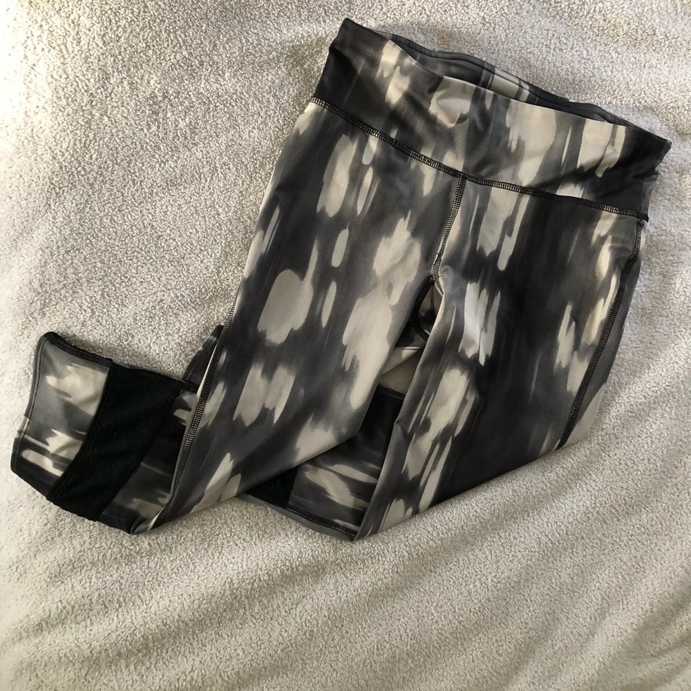 Under Armour leggings!